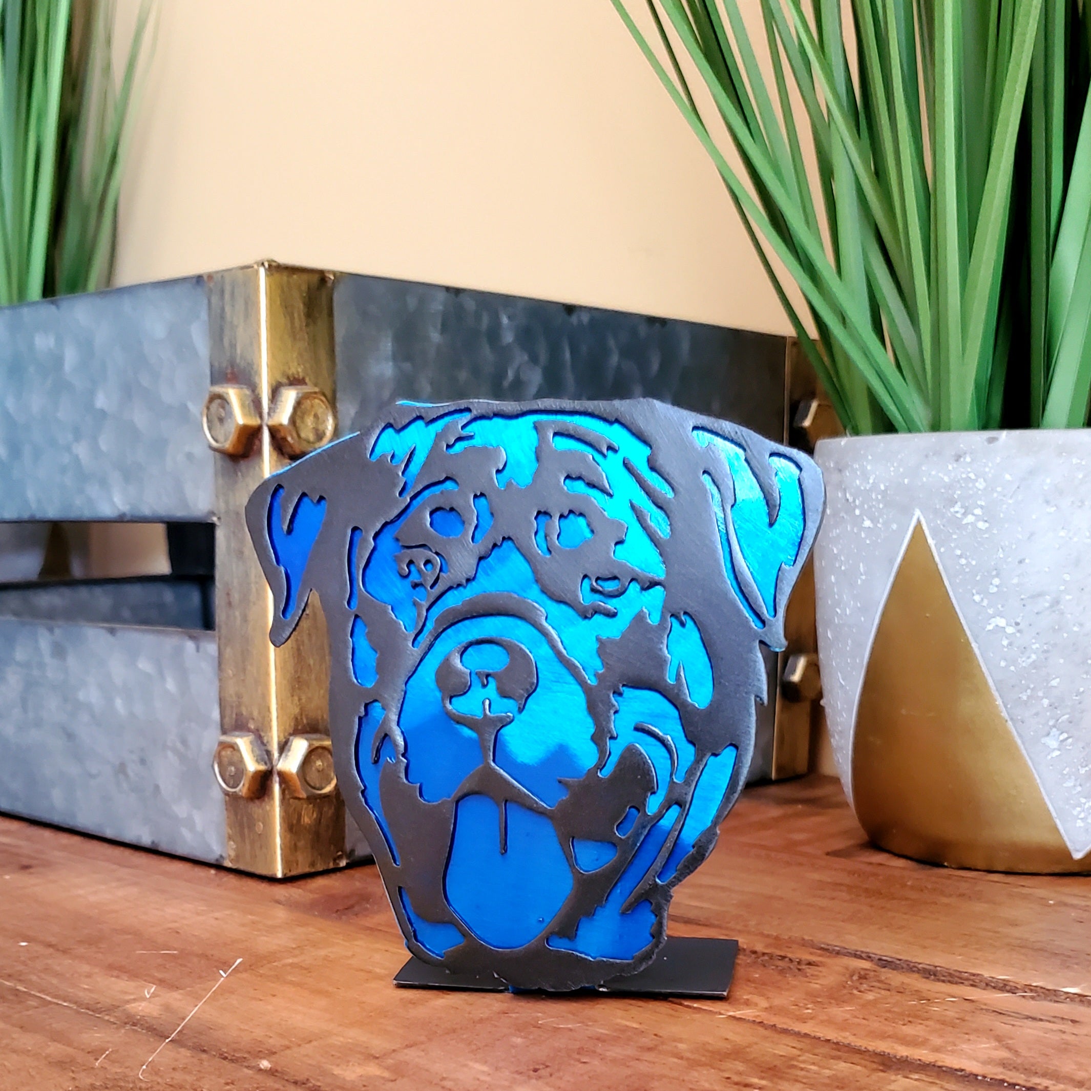 Extra Metal- Rottweiler Free Standing Metal Art