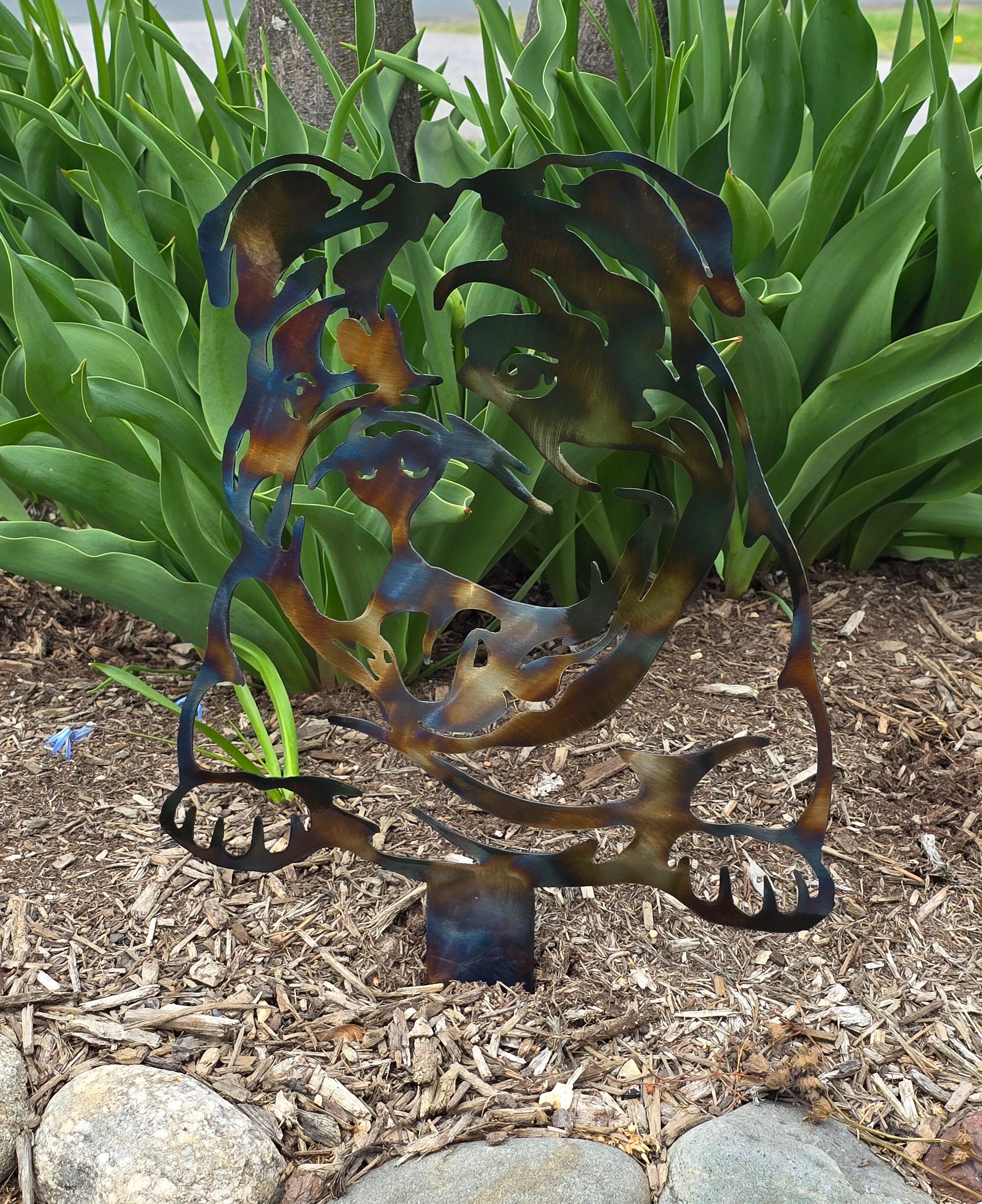 Bulldog #6 Lawn & Garden Stake