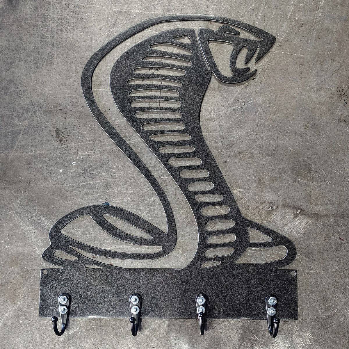 Mustang Cobra Key & Leash Hanger