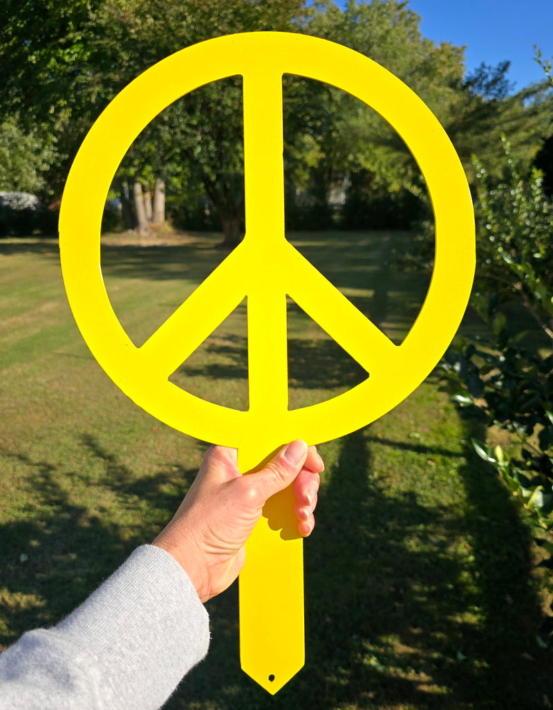 Peace Sign Yard Metal Art (Clearance Special)