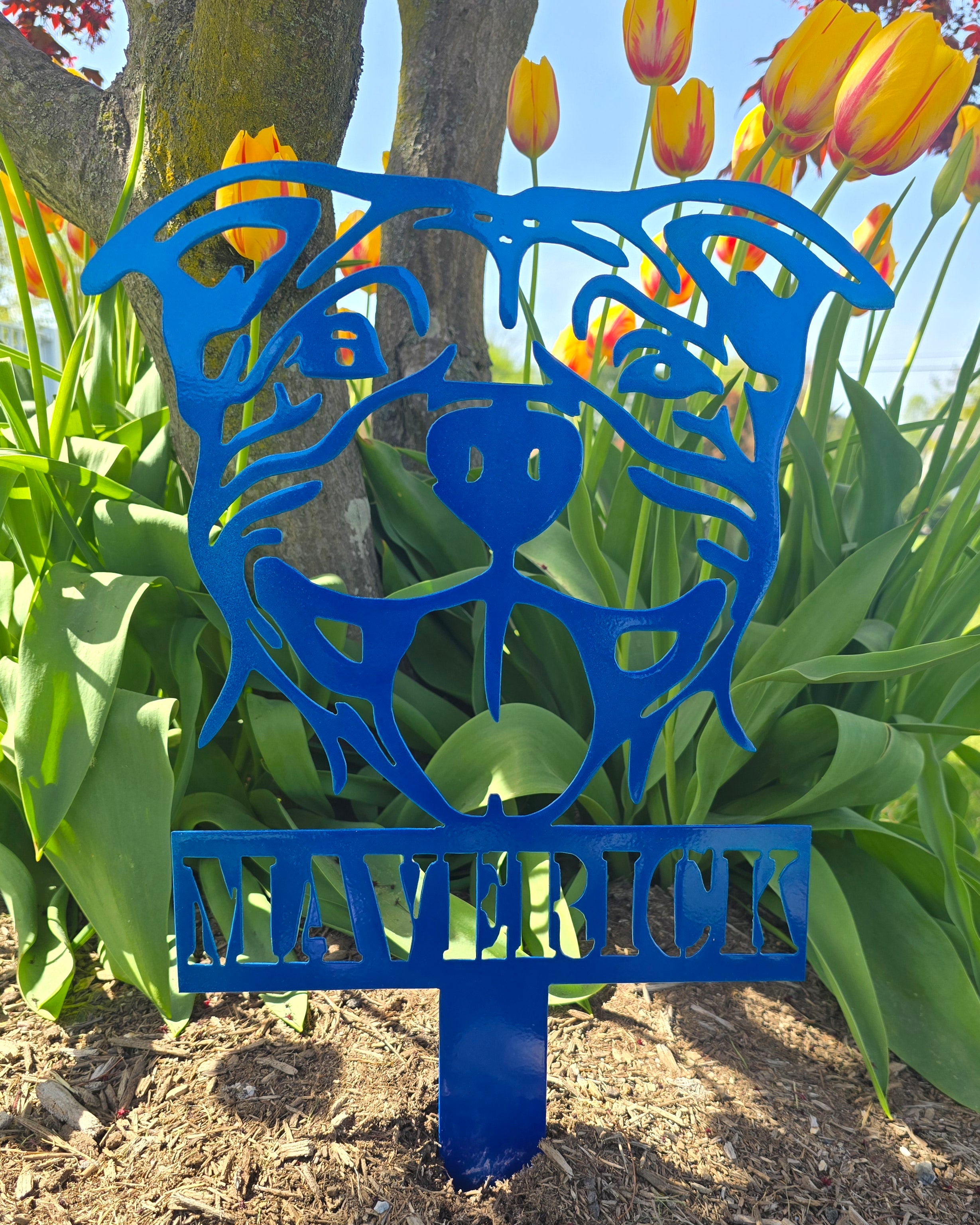 Pitbull #2 Lawn & Garden Stake