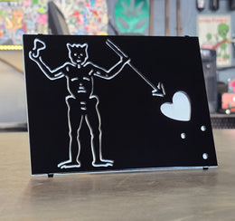 Black pirate flag artwork hitch cover by Elite Metalworking