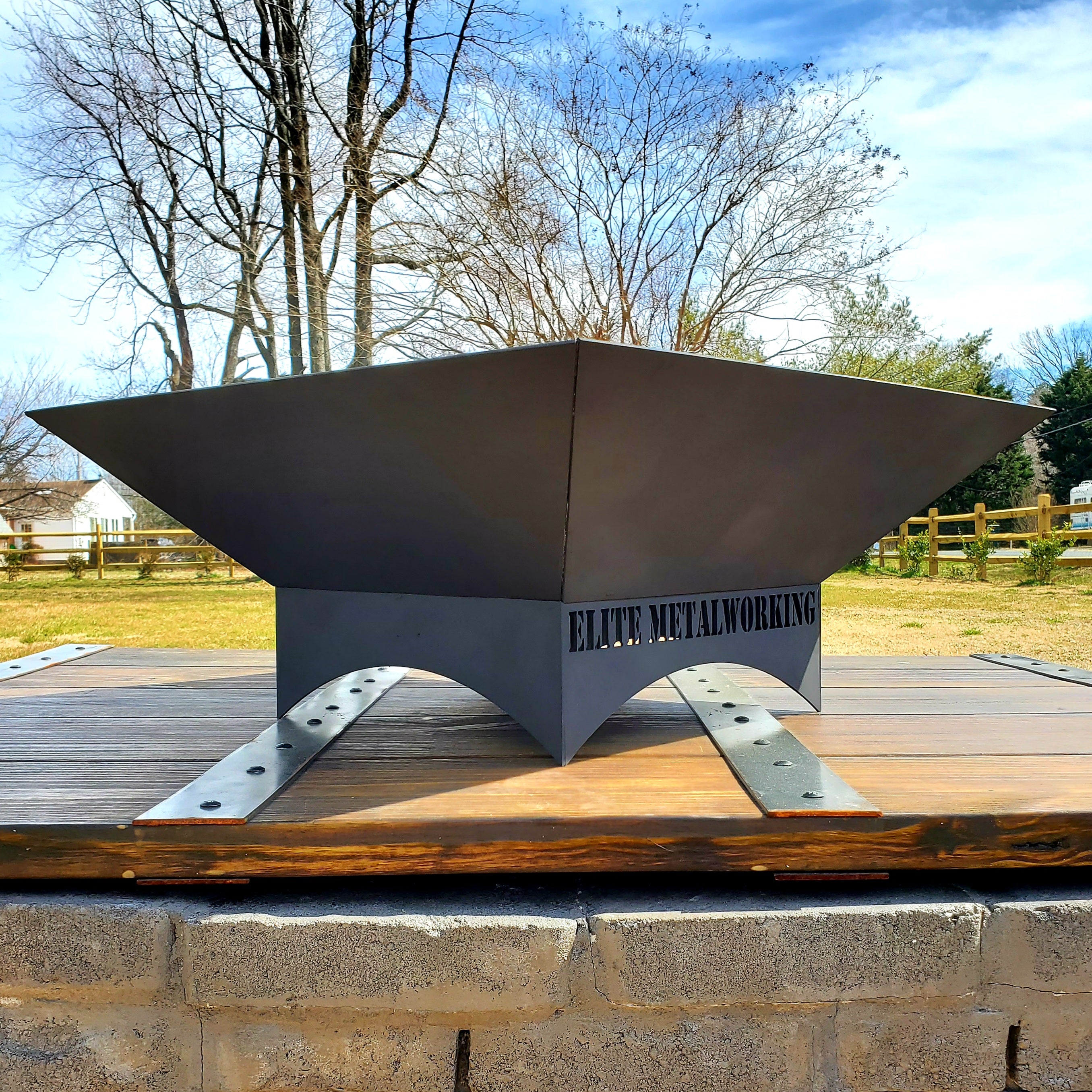 The Elite Fire Pit