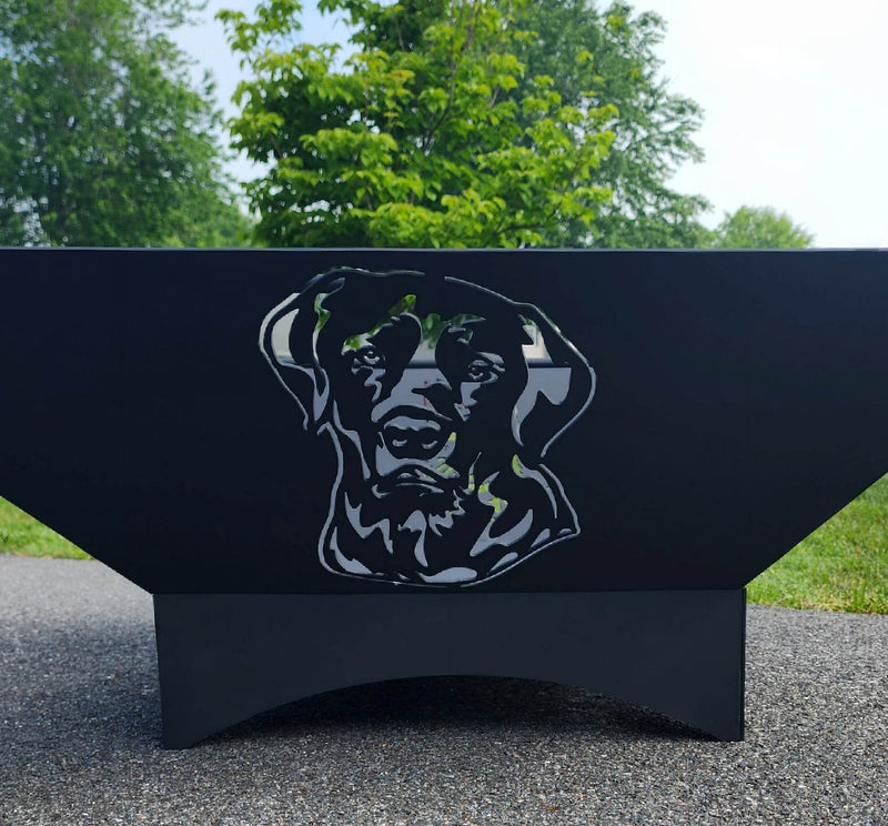Labrador Retriever #2 | Fire Pit Side Design