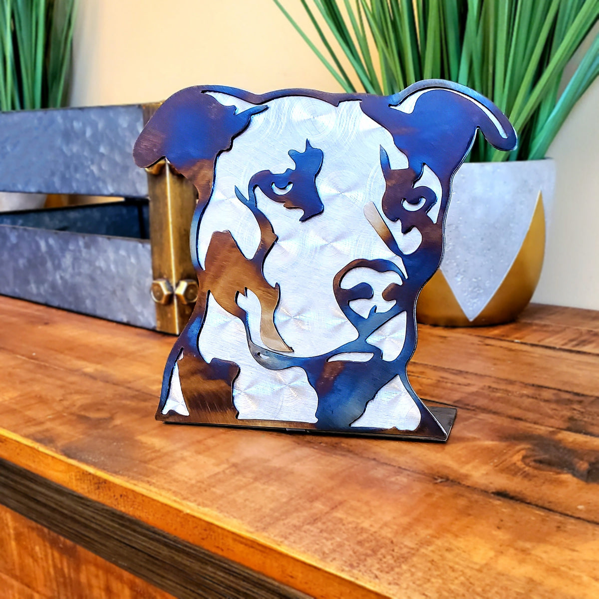 Freestanding metal dog portrait displayed on a tabletop base by Elite Metalworking