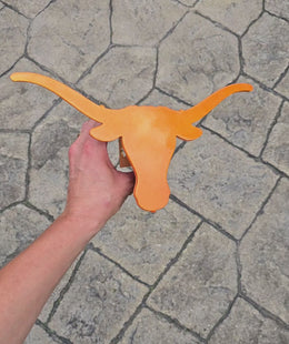 Video showing orange longhorn hitch cover by Elite Metalworking