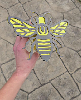 Bee Metal Hitch Cover