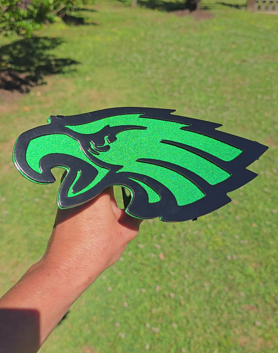 Video showing green eagle sports hitch cover by Elite Metalworking