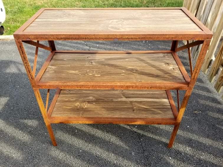 Custom Tables & Frames