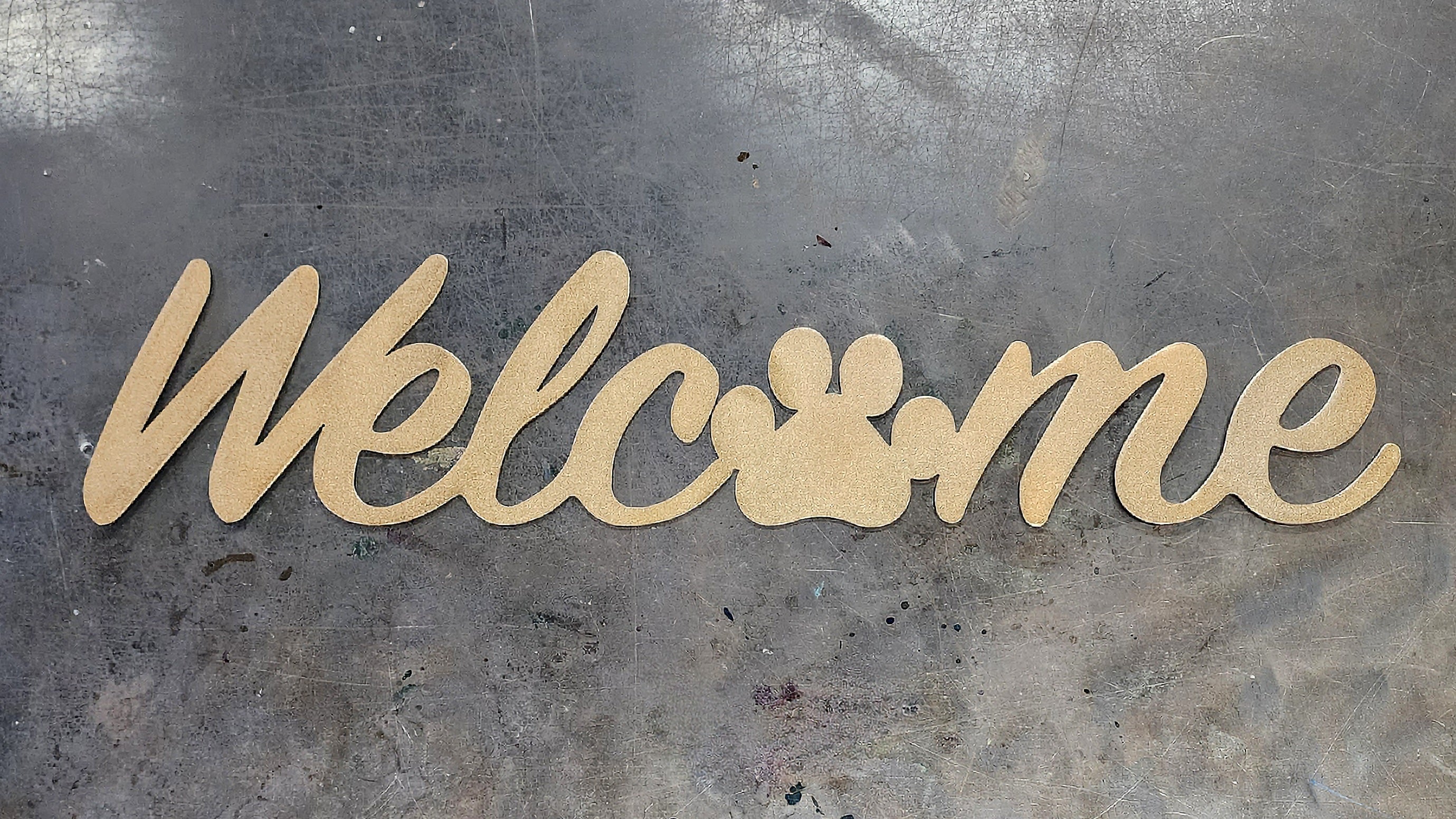 Pawprint Welcome Sign Metal Art